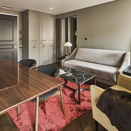 O Artista By Europe Apartament