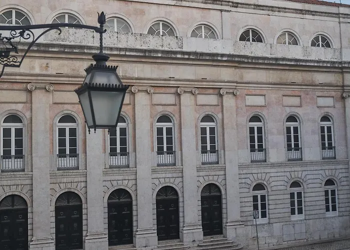 O Artista By Europe * Lisboa